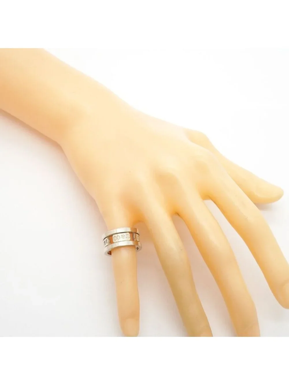 Tiffany & Co. tiffany co